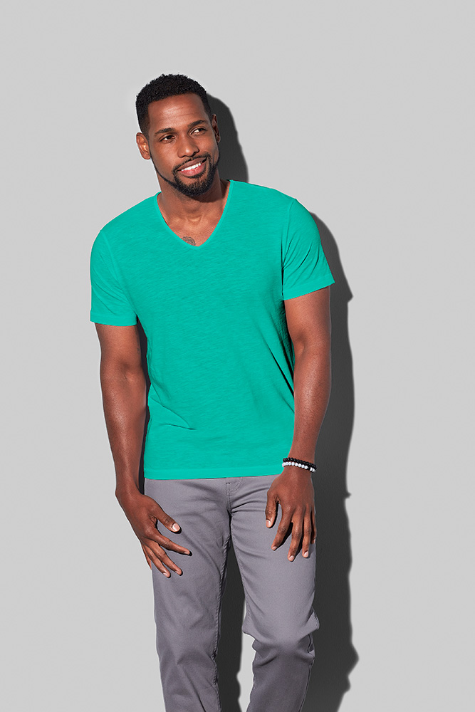 T-SHIRT M/C SLUB SHAWN SCOLLO A V UOMO T-SHIRT M/C SLUB SHAWN SCOLLO A V UOMO